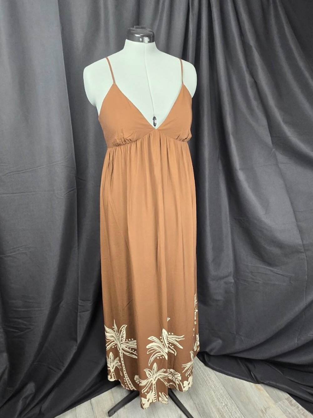 Abercrombie & Fitch Brown Palm Maxi Size Large Tall